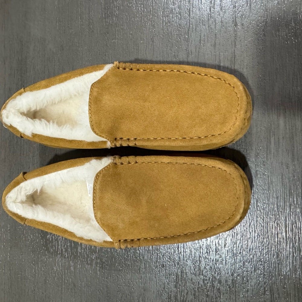 Slippers